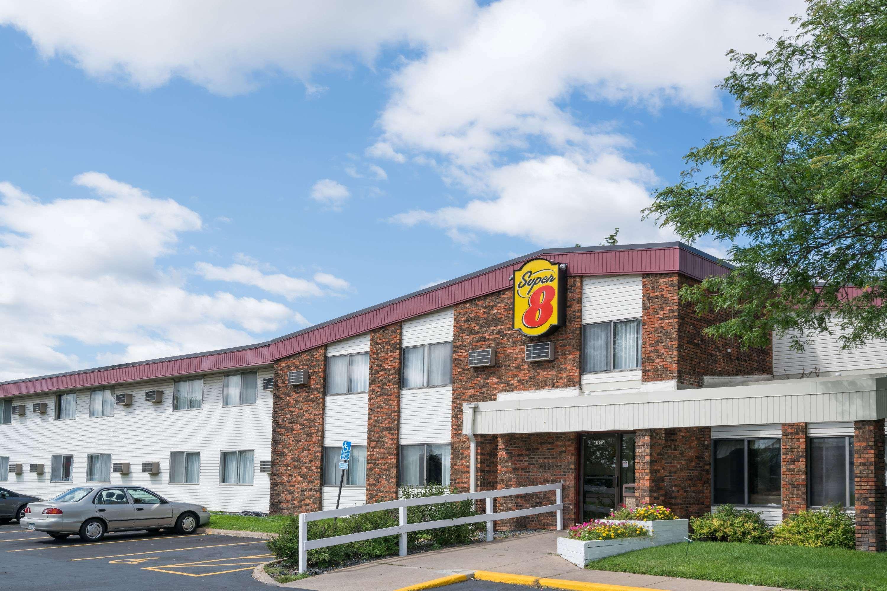 Hotel Super 8 By Wyndham Brooklyn Center/Mpls Exteriér fotografie