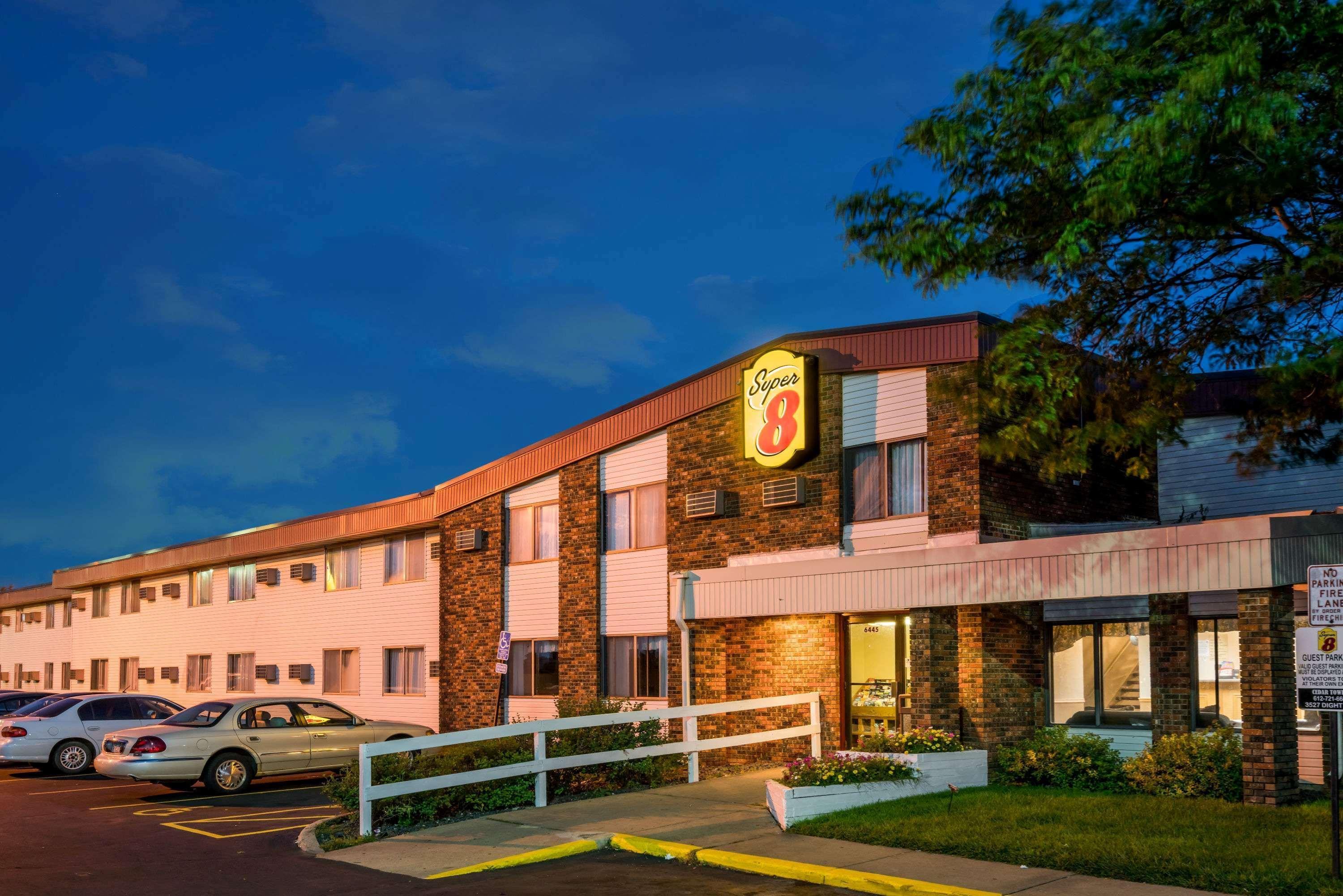 Hotel Super 8 By Wyndham Brooklyn Center/Mpls Exteriér fotografie